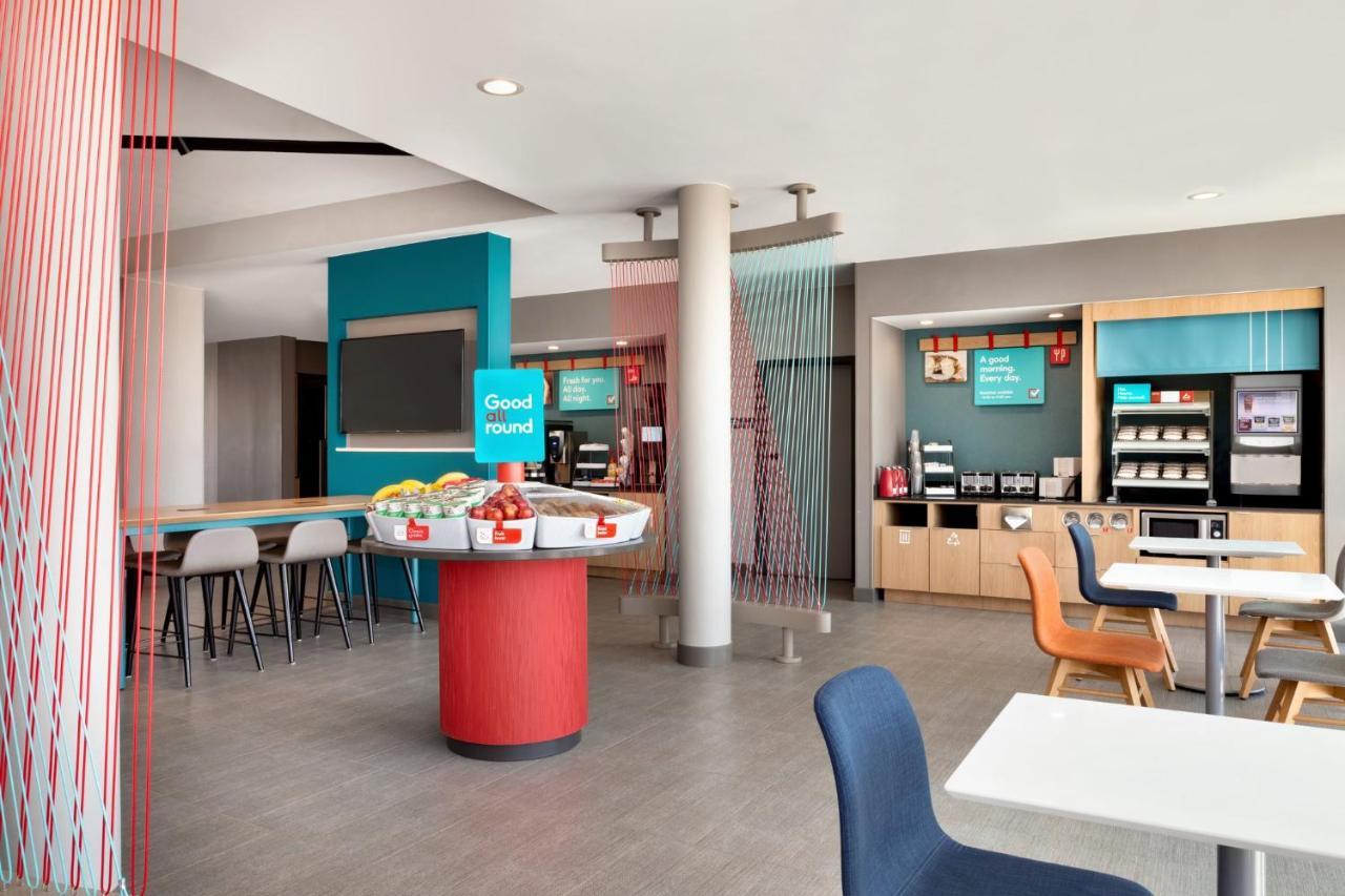 Avid Hotels - Tulsa Hills Екстериор снимка